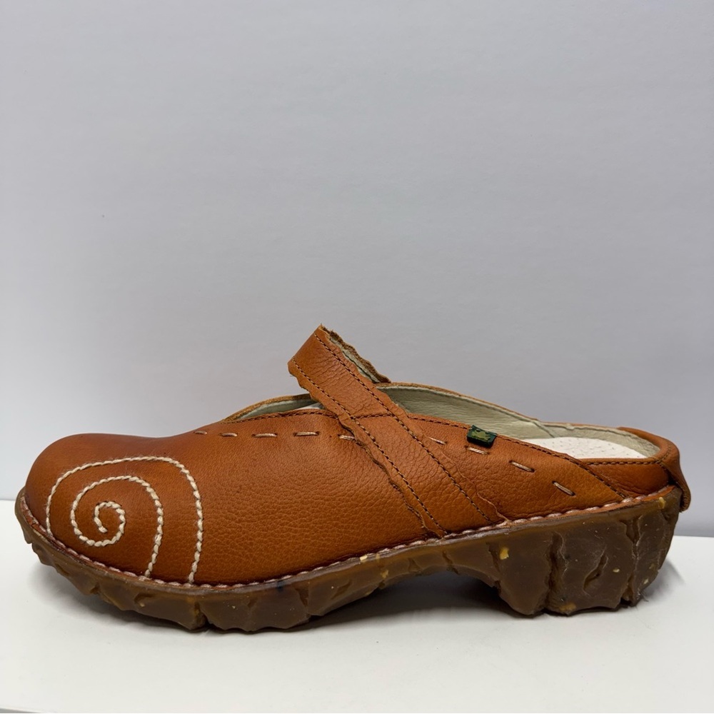 NWT El Naturalista Women’s Brown Leather Slip-On Clogs Size 10 - Picture 8 of 13